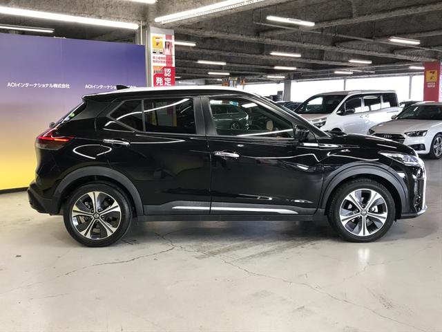 キックス Ｘ　ツートーンインテリアエディション　純正９インチナビ　フルセグＴＶ　ＢＴ　ＤＶＤ　ＣＤ　ＵＳＢ　アラウンドビューモニター　デジタルルームミラー　シートヒーター　ステアリングヒーター　追従クルコン　オートハイビーム　全方位カメラ（7枚目）