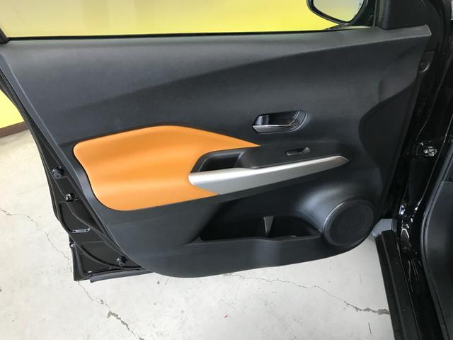 キックス Ｘ　ツートーンインテリアエディション　純正９インチナビ　フルセグＴＶ　ＢＴ　ＤＶＤ　ＣＤ　ＵＳＢ　アラウンドビューモニター　デジタルルームミラー　シートヒーター　ステアリングヒーター　追従クルコン　オートハイビーム　全方位カメラ（25枚目）