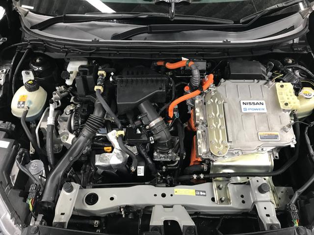 キックス Ｘ　ツートーンインテリアエディション　純正９インチナビ　フルセグＴＶ　ＢＴ　ＤＶＤ　ＣＤ　ＵＳＢ　アラウンドビューモニター　デジタルルームミラー　シートヒーター　ステアリングヒーター　追従クルコン　オートハイビーム　全方位カメラ（51枚目）