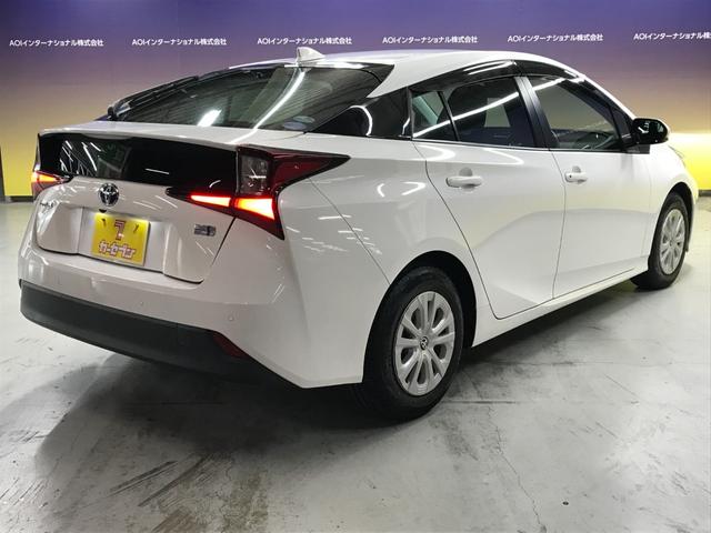 プリウス Ｓ　ＢＴ　オートＬＥＤ　スマートキー　フロントＤレコ　衝突軽減ブレーキ　車線逸脱防止システム　先行車発進抑制機能　オートマチックハイビーム　バックカメラ（14枚目）