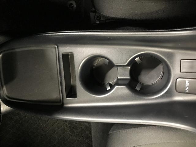 プリウス Ｓ　ＢＴ　オートＬＥＤ　スマートキー　フロントＤレコ　衝突軽減ブレーキ　車線逸脱防止システム　先行車発進抑制機能　オートマチックハイビーム　バックカメラ（33枚目）