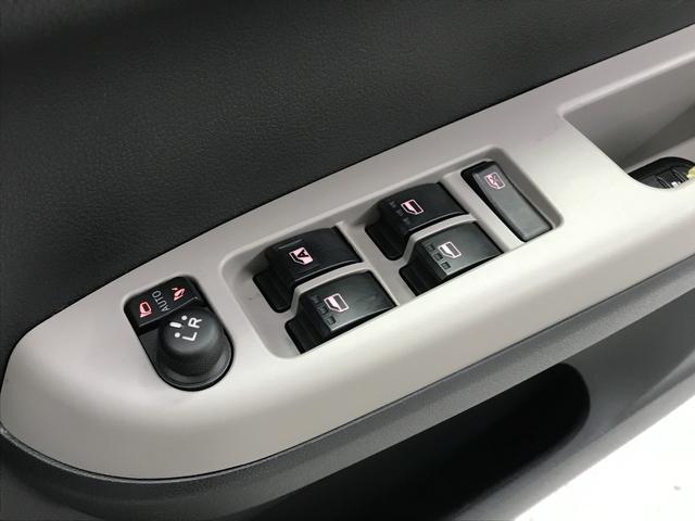 パッソ モーダ　チャーム　純正ＳＤナビ　フルセグＴＶ　ＣＤ　ＳＤ　ＢＴ　衝突軽減ブレーキ　車線逸脱オートハイビーム　先行車発進お知らせ　誤発進抑制機能　全方位カメラ　バックカメラ　ＩＳＴＯＰ　ＬＥＤオートライト　ＥＴＣ（37枚目）