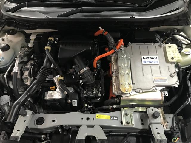 キックス X ツートーンインテリアエディション 追従クルコン/衝突軽減ブレーキ/全方位カメラ/Bカメラ/ステアリングヒーター/シートヒーター/前後ソナー/前方ドラレコ/オートLED/プッシュスタート/純ナビ/フルセグTV/BT/CD/DVD/USB(60枚目)