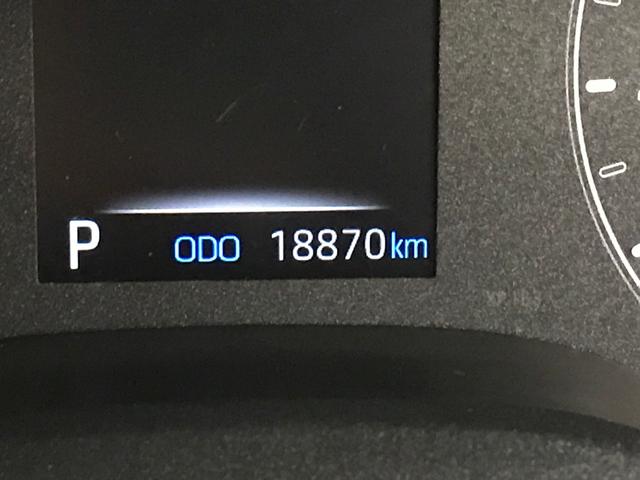 ヤリス X 4WD 社外メモリーナビ BTオーディオ バックカメラ ETC 衝突軽減ブレーキ車線逸脱防止システム 追従クルコン スマートキー オートハイビーム ABS 先行車発進お知らせ機能 USB(2枚目)