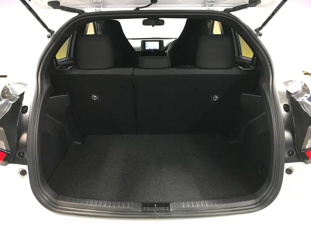 ヤリス X 4WD 社外メモリーナビ BTオーディオ バックカメラ ETC 衝突軽減ブレーキ車線逸脱防止システム 追従クルコン スマートキー オートハイビーム ABS 先行車発進お知らせ機能 USB(21枚目)