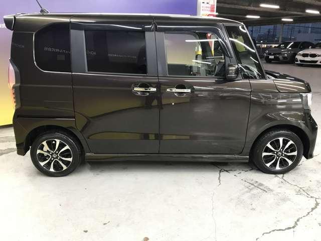 Ｎ－ＢＯＸカスタム Ｇ・Ｌホンダセンシング　４ＷＤ　８インチＳＤナビ　フルセグＴＶ　ＣＤ　ＤＶＤ　ＵＳＢ　ＢＴ　アップルカープレイ　アンドロイドオート　両側パワスラ　バックカメラ　前後ドラレコ　ＬＥＤオート　シートヒーター　衝突軽減（8枚目）