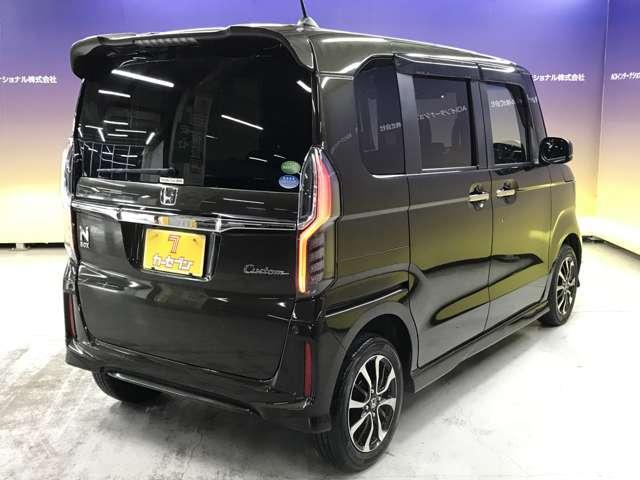 Ｎ－ＢＯＸカスタム Ｇ・Ｌホンダセンシング　４ＷＤ　８インチＳＤナビ　フルセグＴＶ　ＣＤ　ＤＶＤ　ＵＳＢ　ＢＴ　アップルカープレイ　アンドロイドオート　両側パワスラ　バックカメラ　前後ドラレコ　ＬＥＤオート　シートヒーター　衝突軽減（11枚目）