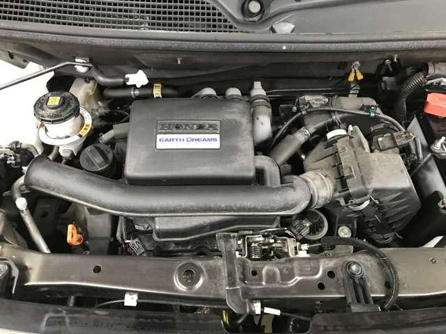 Ｎ－ＢＯＸカスタム Ｇ・Ｌホンダセンシング　４ＷＤ　８インチＳＤナビ　フルセグＴＶ　ＣＤ　ＤＶＤ　ＵＳＢ　ＢＴ　アップルカープレイ　アンドロイドオート　両側パワスラ　バックカメラ　前後ドラレコ　ＬＥＤオート　シートヒーター　衝突軽減（70枚目）