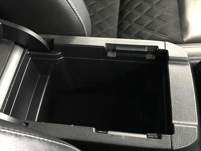 ハリアー プレミアム　社外８インチＳＤナビ／フルセグＴＶ／ＳＤ／ＣＤ／ＤＶＤ／ＢＴオーディオ／モデリスタ（フロント・サイド・リア）／テレビキャンセラー／前後ソナー／パワーバックドア／ハーフレザー／純正１８インチＡＷ（28枚目）