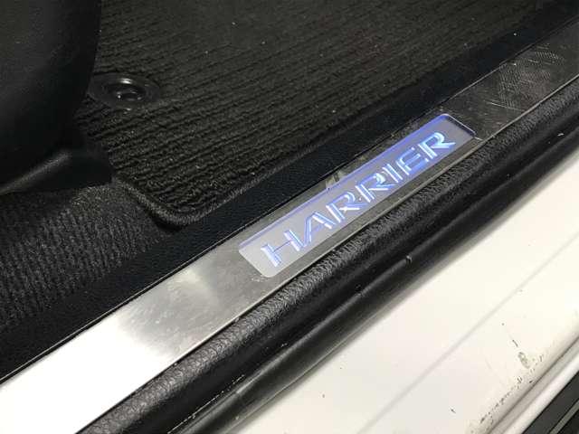 ハリアー プレミアム　社外８インチＳＤナビ／フルセグＴＶ／ＳＤ／ＣＤ／ＤＶＤ／ＢＴオーディオ／モデリスタ（フロント・サイド・リア）／テレビキャンセラー／前後ソナー／パワーバックドア／ハーフレザー／純正１８インチＡＷ（45枚目）