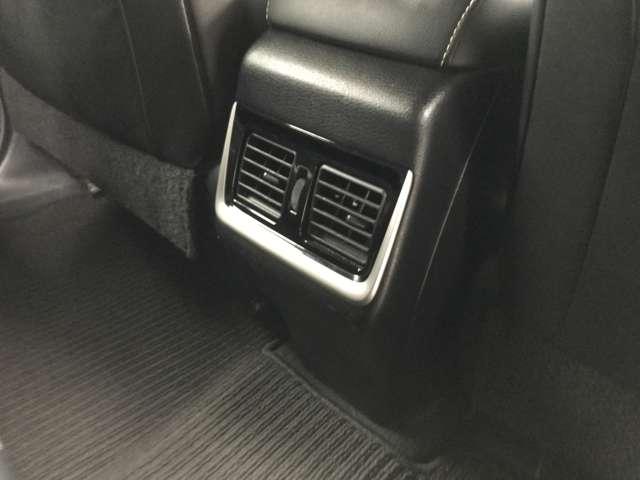 ハリアー プレミアム　社外８インチＳＤナビ／フルセグＴＶ／ＳＤ／ＣＤ／ＤＶＤ／ＢＴオーディオ／モデリスタ（フロント・サイド・リア）／テレビキャンセラー／前後ソナー／パワーバックドア／ハーフレザー／純正１８インチＡＷ（51枚目）