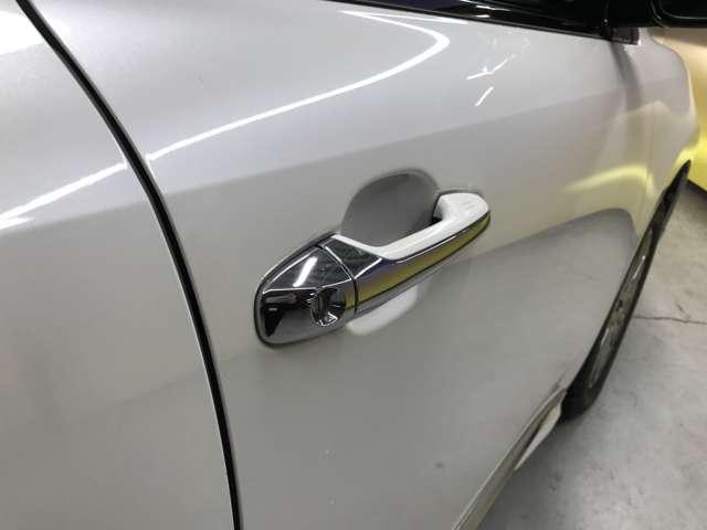 ハリアー プレミアム　社外８インチＳＤナビ／フルセグＴＶ／ＳＤ／ＣＤ／ＤＶＤ／ＢＴオーディオ／モデリスタ（フロント・サイド・リア）／テレビキャンセラー／前後ソナー／パワーバックドア／ハーフレザー／純正１８インチＡＷ（61枚目）