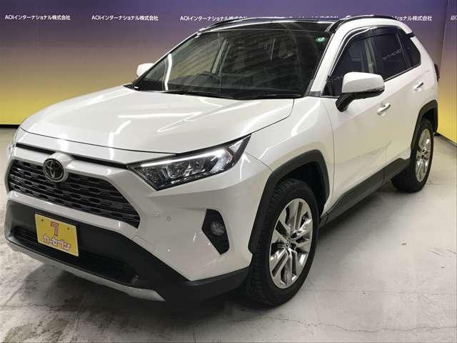 ＲＡＶ４ Ｇ　Ｚパッケージ　４ＷＤ　ワンオーナー車／置き型充電／パノラマサンルーフ／純正ナビ／フルセグＴＶ／カープレイ／ＢＴオーディオ／ＵＳＢ／追従クルコン／ブラインドスポット／衝突軽減／シートヒーター／ステアリングヒーター（6枚目）