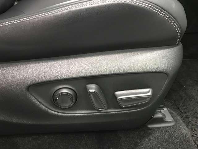 ＲＡＶ４ Ｇ　Ｚパッケージ　４ＷＤ　ワンオーナー車／置き型充電／パノラマサンルーフ／純正ナビ／フルセグＴＶ／カープレイ／ＢＴオーディオ／ＵＳＢ／追従クルコン／ブラインドスポット／衝突軽減／シートヒーター／ステアリングヒーター（42枚目）