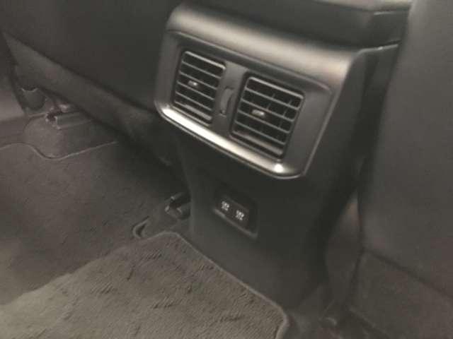 ＲＡＶ４ Ｇ　Ｚパッケージ　４ＷＤ　ワンオーナー車／置き型充電／パノラマサンルーフ／純正ナビ／フルセグＴＶ／カープレイ／ＢＴオーディオ／ＵＳＢ／追従クルコン／ブラインドスポット／衝突軽減／シートヒーター／ステアリングヒーター（47枚目）