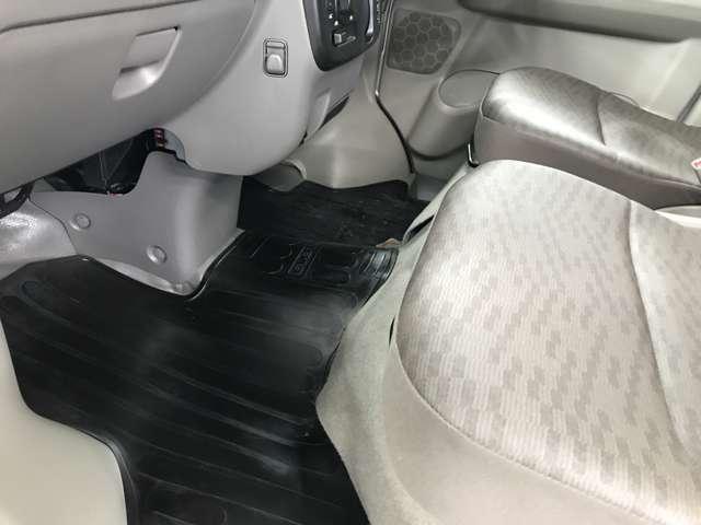 エブリイ ＰＡリミテッド　４ＷＤ　ハイルーフ　純正オーディオデッキ　キーレスエントリー　ＥＴＣ　ワンオーナー（16枚目）