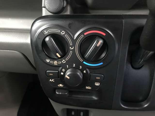 エブリイ ＰＡリミテッド　４ＷＤ　ハイルーフ　純正オーディオデッキ　キーレスエントリー　ＥＴＣ　ワンオーナー（24枚目）