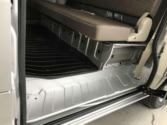 エブリイ ＰＡリミテッド　４ＷＤ　ハイルーフ　純正オーディオデッキ　キーレスエントリー　ＥＴＣ　ワンオーナー（43枚目）