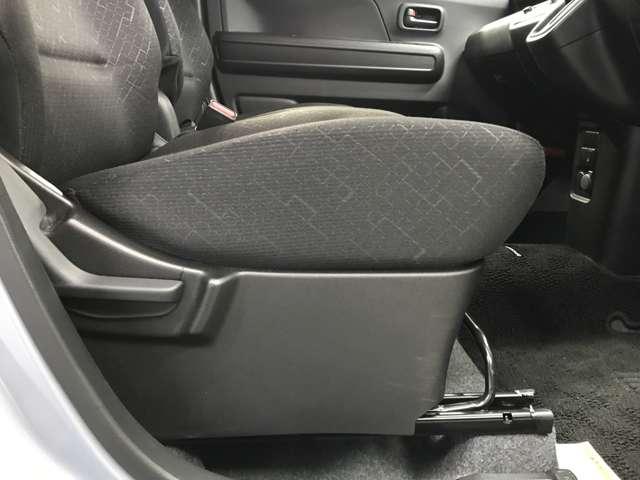 ワゴンＲ ＦＸ　ＣＤ　ＡＵＸ　オートヘッドライト　スマートキー　セーフティサポート　デュアルカメラブレーキサポート　誤発進抑制機能　後退時ブレーキサポート　車線逸脱警報機能　先行車発進警告（41枚目）