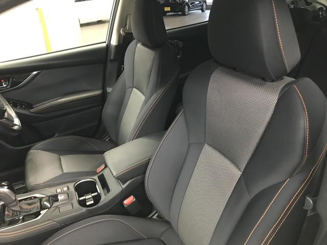 ＸＶ ２．０ｉ－Ｌ　アイサイト　４ＷＤ　８インチメモリーナビ　フルセグＴＶ　ＣＤ　ＤＶＤ　ＵＳＢ　ＢＴ　ＥＴＣ　バックカメラ　サイドカメラ　ＬＥＤオートライト　ブラインドスポット　衝突軽減　追従クルコン　ワンオーナー車（14枚目）