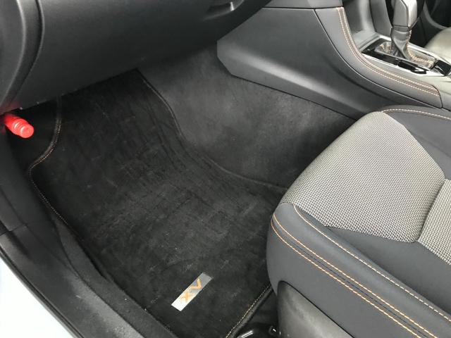 ＸＶ ２．０ｉ－Ｌ　アイサイト　４ＷＤ　８インチメモリーナビ　フルセグＴＶ　ＣＤ　ＤＶＤ　ＵＳＢ　ＢＴ　ＥＴＣ　バックカメラ　サイドカメラ　ＬＥＤオートライト　ブラインドスポット　衝突軽減　追従クルコン　ワンオーナー車（15枚目）