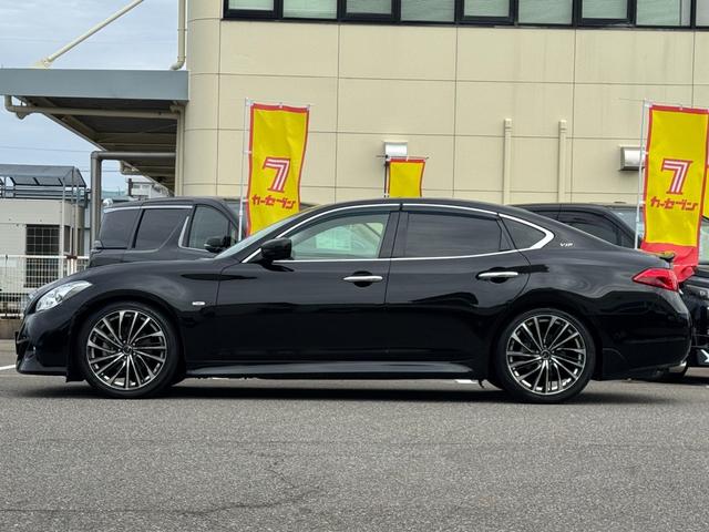 フーガ ３７０ＶＩＰ　エアロフォルムバンパー　タナベ車高調　２０インチＡＷ　ＨＤＤナビ　フルセグＴＶ　ＢＴ接続　バックカメラ　シートヒーター・ベンチレーション　セーフティシールドＰＫＧ　追従クルコン　ドラレコ　買取直販車（9枚目）