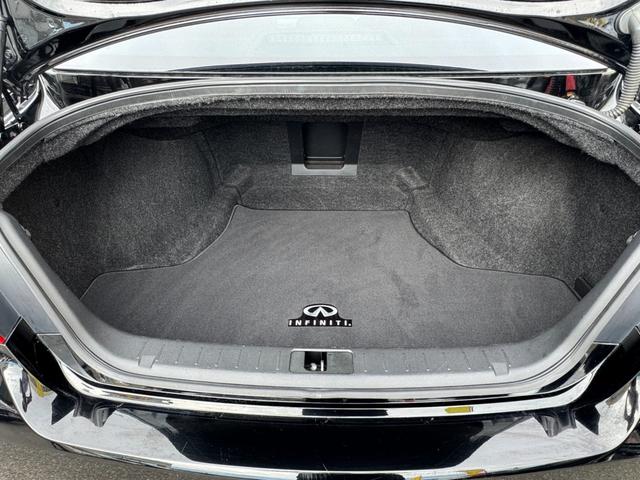 フーガ ３７０ＶＩＰ　エアロフォルムバンパー　タナベ車高調　２０インチＡＷ　ＨＤＤナビ　フルセグＴＶ　ＢＴ接続　バックカメラ　シートヒーター・ベンチレーション　セーフティシールドＰＫＧ　追従クルコン　ドラレコ　買取直販車（30枚目）