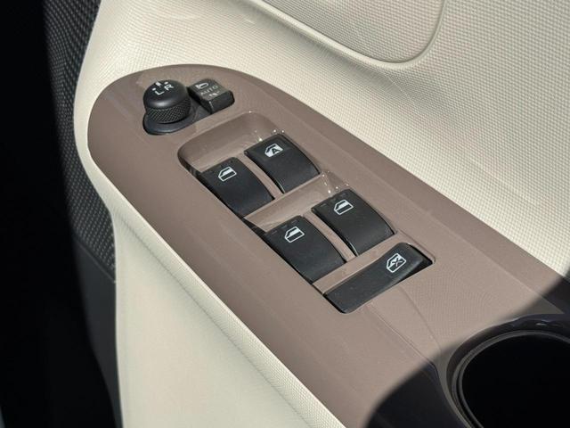 ムーヴキャンバス GメイクアップVS SAIII 純正8型ナビ フルセグTV 全方位カメラ ドラレコ ETC 両側電動スライド シートヒーター オートLED LEDフォグ スマートアシスト3 スマートキー(29枚目)