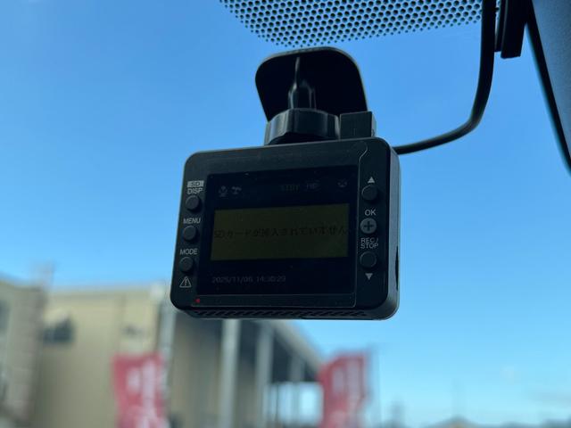 ヴォクシー ZS 社外9インチメモリーナビフルセグTV フリップダウンモニター 片側パワスラ LEDオートライト ドライブレコーダー バックカメラ ETC(23枚目)