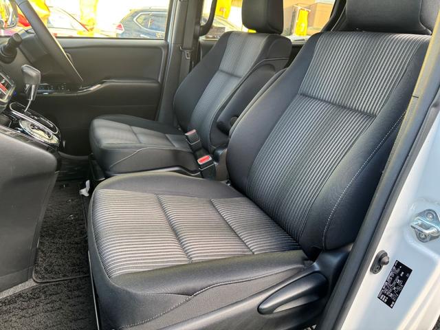 ヴォクシー ZS 社外9インチメモリーナビフルセグTV フリップダウンモニター 片側パワスラ LEDオートライト ドライブレコーダー バックカメラ ETC(31枚目)