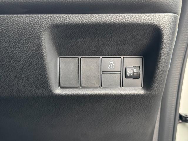 フィット e:HEV RS ワンオーナー 純正8インチナビTV バックカメラ オートLED ハーフ合皮シート スマートキー ホンダセンシング 追従クルコン パーキングセンサー 純正16インチアルミ(19枚目)