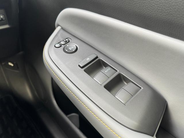 フィット e:HEV RS ワンオーナー 純正8インチナビTV バックカメラ オートLED ハーフ合皮シート スマートキー ホンダセンシング 追従クルコン パーキングセンサー 純正16インチアルミ(27枚目)