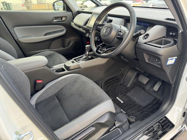 フィット e:HEV RS ワンオーナー 純正8インチナビTV バックカメラ オートLED ハーフ合皮シート スマートキー ホンダセンシング 追従クルコン パーキングセンサー 純正16インチアルミ(28枚目)