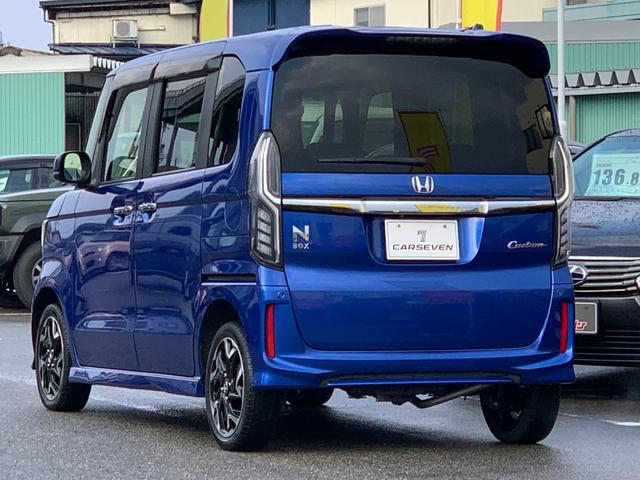 N-BOXカスタム G・EXターボホンダセンシング 4WD 純正8型ナビ フルセグTV 両側パワスラ バックカメラ LEDオートライト LEDフォグ ハーフ合皮シート シートヒーター ETC 純正15インチAW(9枚目)