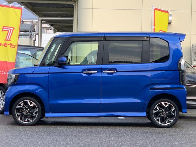 N-BOXカスタム G・EXターボホンダセンシング 4WD 純正8型ナビ フルセグTV 両側パワスラ バックカメラ LEDオートライト LEDフォグ ハーフ合皮シート シートヒーター ETC 純正15インチAW(10枚目)
