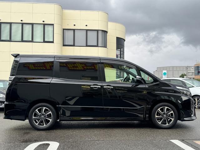 ヴォクシー ZS 煌III アルパインビックX11型ナビ 12.8型フリップダウンモニター バックカメラ ETC ドラレコ 両側電動スライド ハーフ合皮シート オートLED LEDフォグ クルコン セーフティセンス 純正16AW(6枚目)