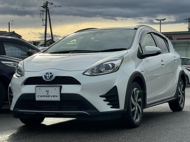 アクア クロスオーバー　セーフティセンスＣ　ナビＴＶ　ＢＴオーディオ　バックカメラ　ＥＴＣ　ハーフ合皮シート　シートヒーター　スマートキー　オートライト　純正１６インチアルミ（10枚目）