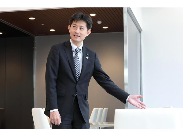 スタッフ紹介2
