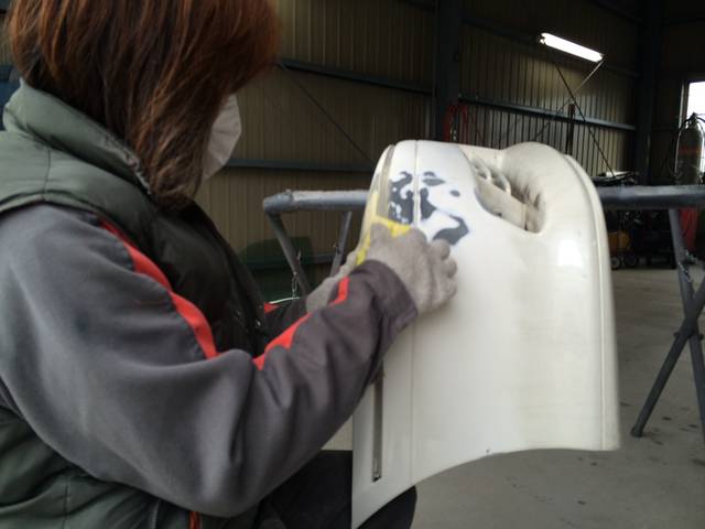 ベテラン板金スタッフも在籍１