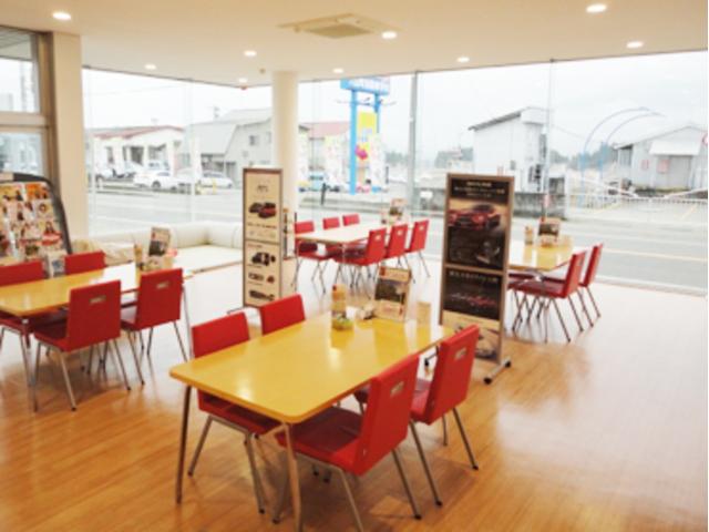 新潟日産自動車株式会社　六日町店