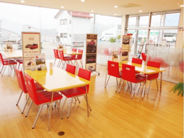 新潟日産自動車株式会社　六日町店