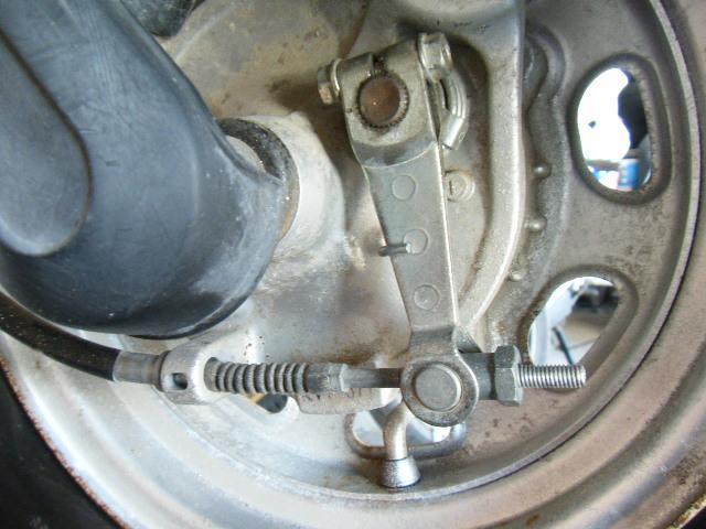 二輪車メンテナンス・キャブ調整