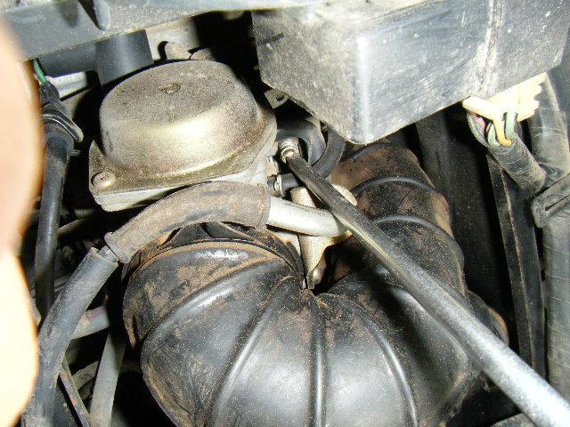 二輪車メンテナンス・キャブ調整