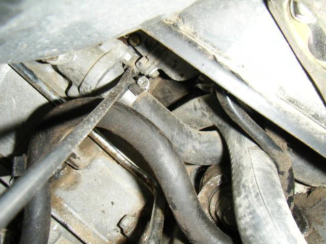 二輪車メンテナンス・キャブ調整