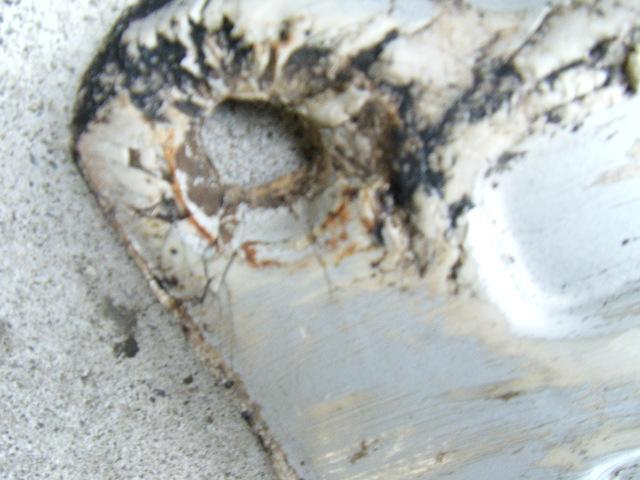 モト　オフ車　エンジンガード割れ補修　　ＦＲＰ補修　　レストア　　修理　　オイル交換　　タイヤ交換　　買取　　メンテナンス　　旧車　　