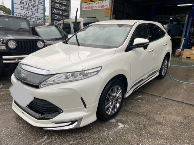 トヨタ ハリアー 納車まえ洗車 清掃 那覇 糸満 南風原 豊見城 グーネットピット トヨタ ハリアー 納車まえ洗車 清掃 那覇 糸満 南風原 豊見城 グーネットピット