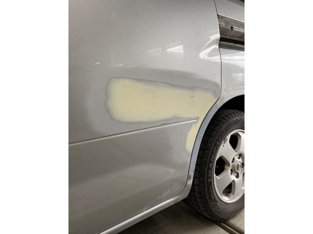 日産　セレナ　C25　左リアスライドドア＋クォーターパネル鈑金修理