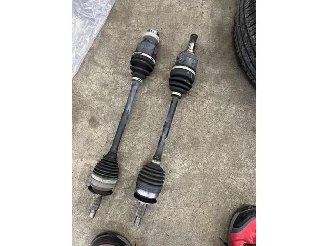 スズキ　ハスラー　左右ドライブシャフト交換