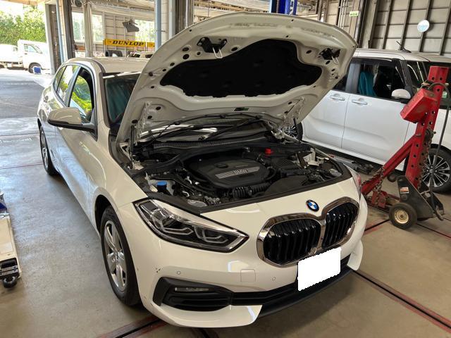 BMW 1シリーズ　フロントバンパー修理