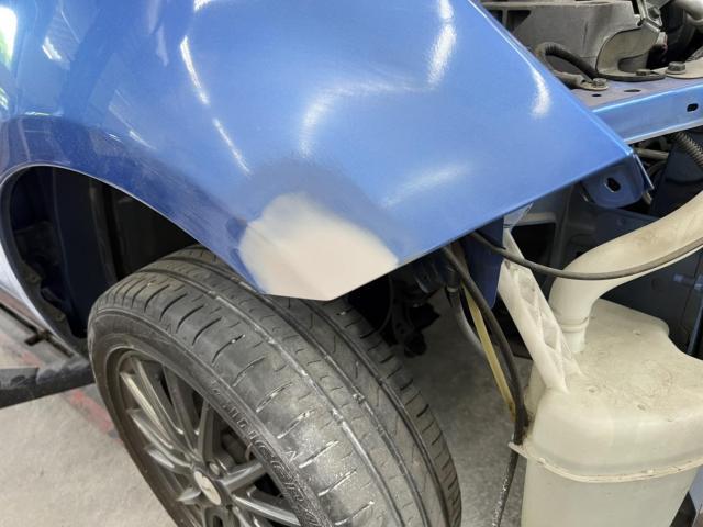 日産　ノート　E11　フロントバンパー・右フロントフェンダー修理